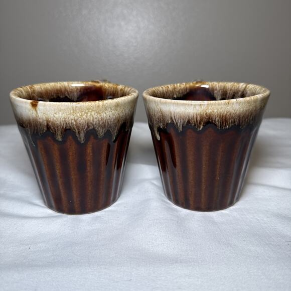 VTG Monmouth Brown Pottery Ribbed Stoneware Drip Mug Set Of 2 USA Maple Leaf - Picture 2 of 11